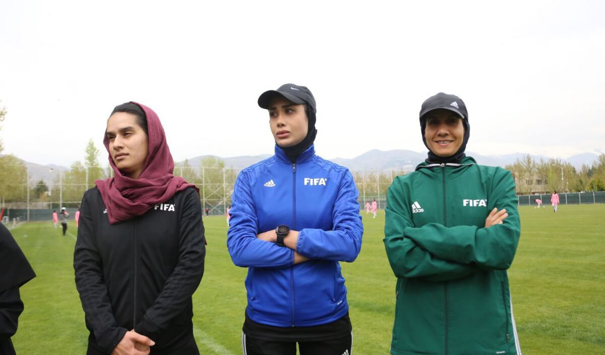 به گزارش پایگاه خبریآی تی فوتبال ، داوران بانوان ایرانی در مرحله اول انتخابی المپیک فوتبال بانوان قضاوت می کنند.