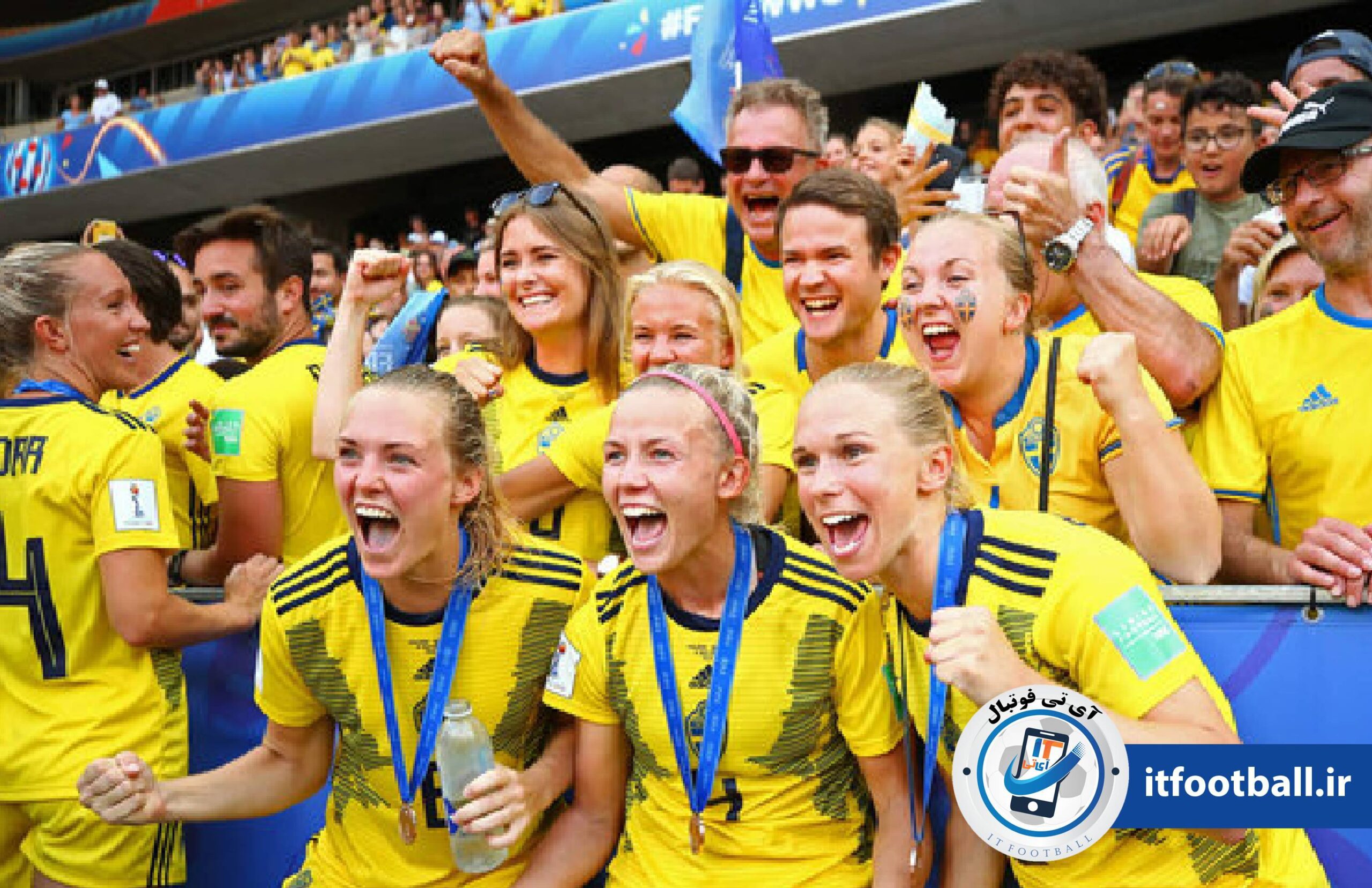 سوئد - آمریکا
آی تی فوتبال
