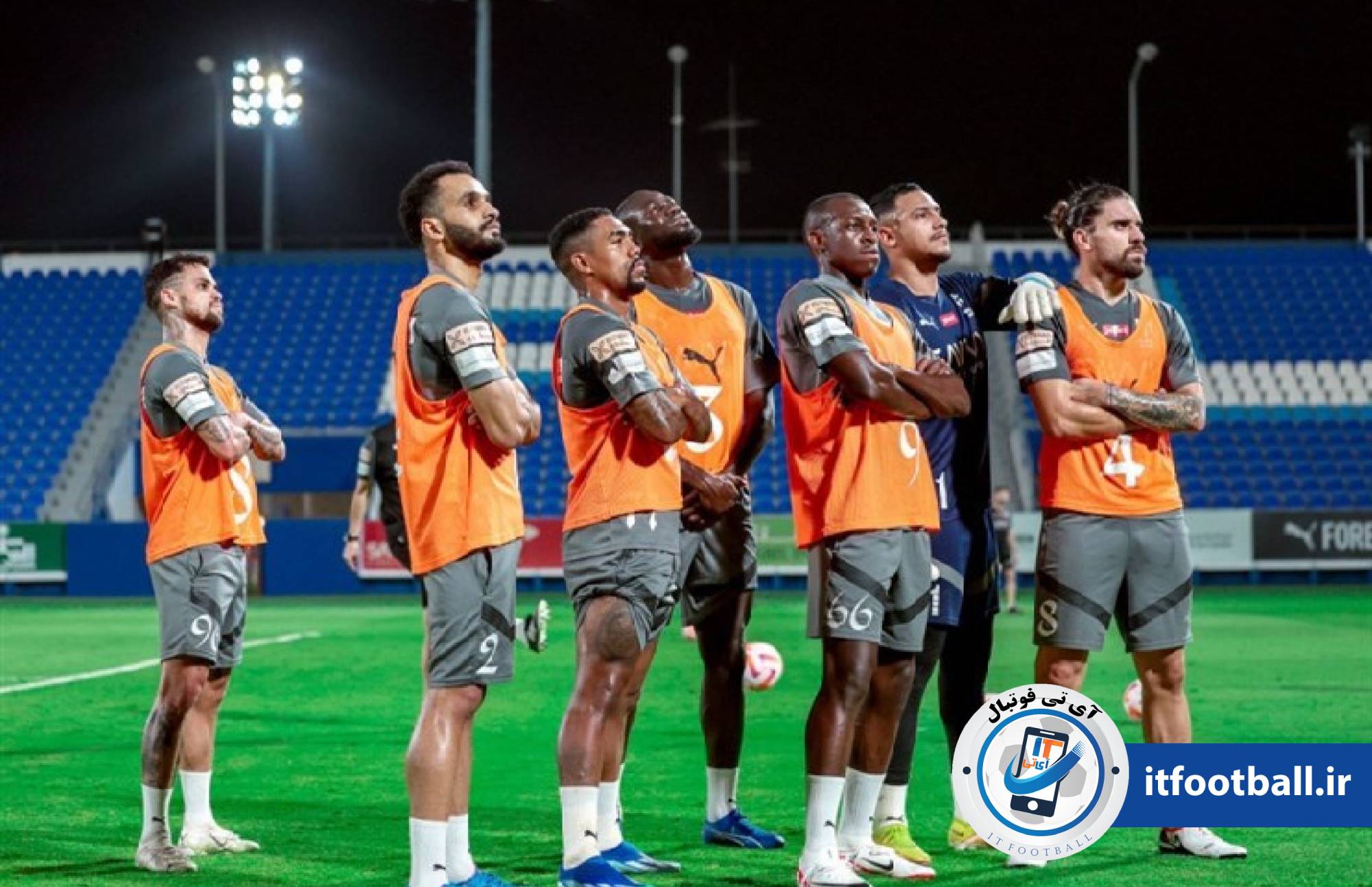 الهلال عربستان 
آی تی فوتبال