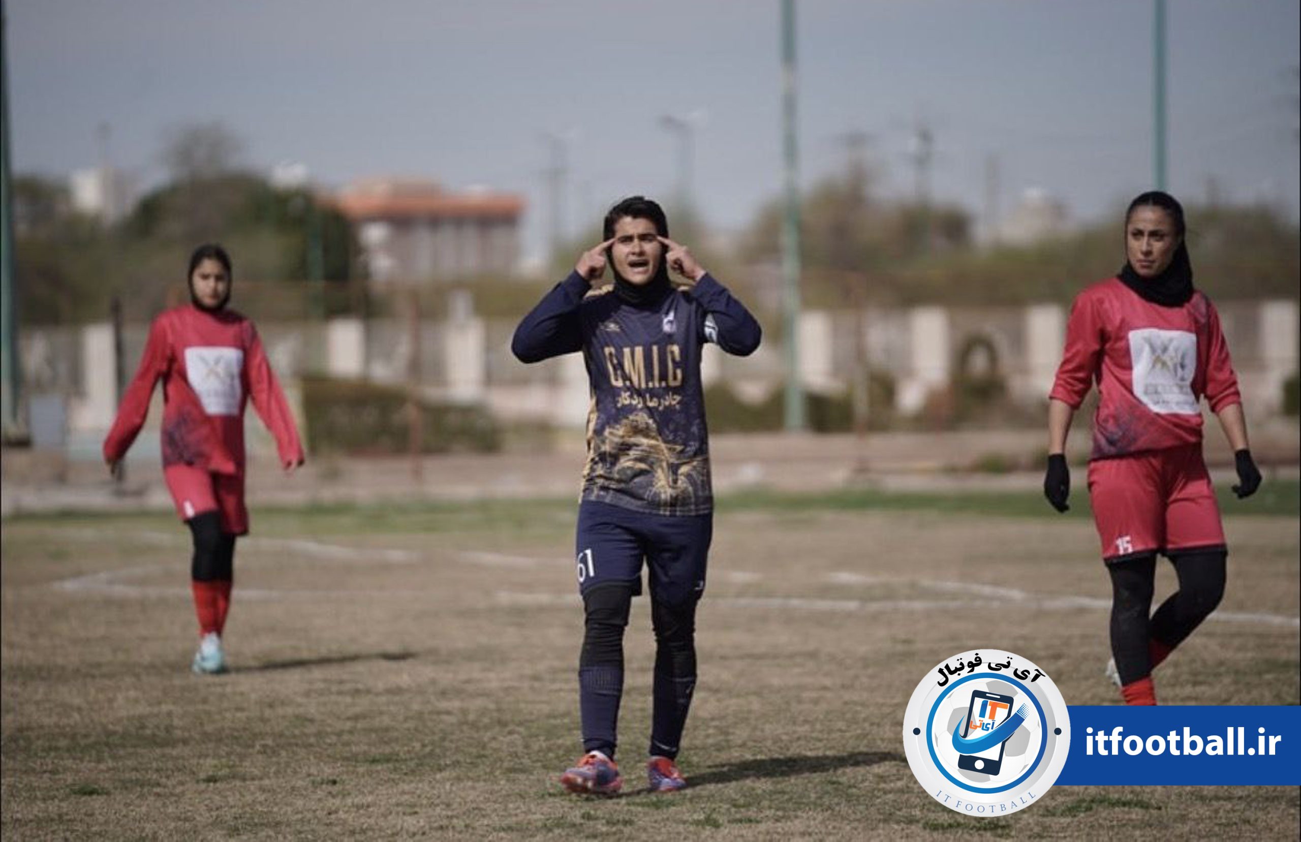 تارا جانی نژاد بازیکن ای تی فوتبال