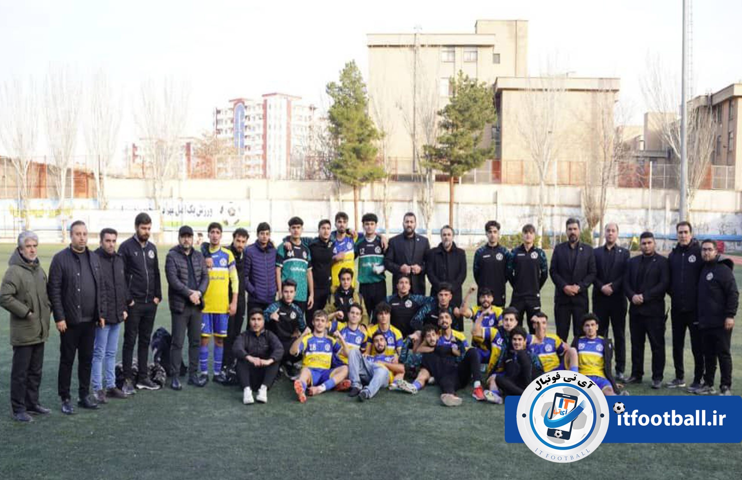 بازیکن فوتبال فرزاد فیروزان