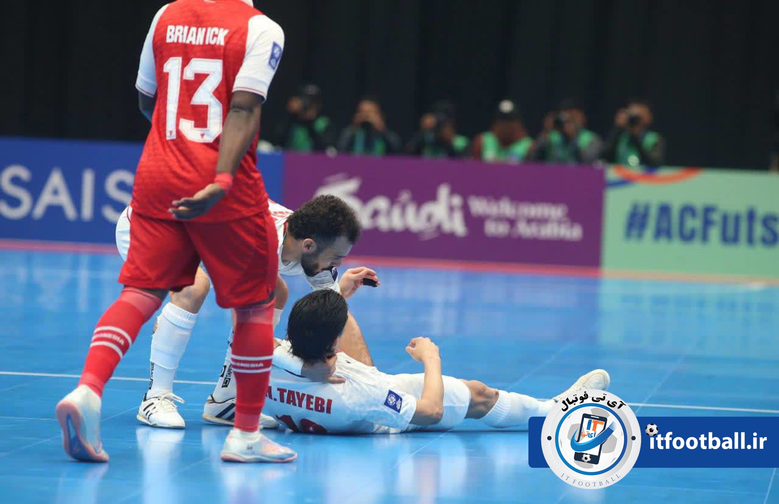 برد ایران مقابل اندونزی