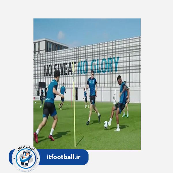 Video of football passing techniques of European clubs